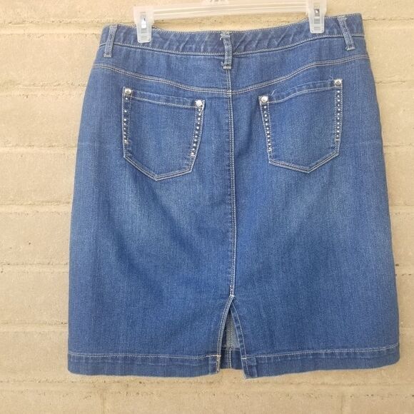 Style & Co Jean Skirt. Size 12. - Picture 6 of 12